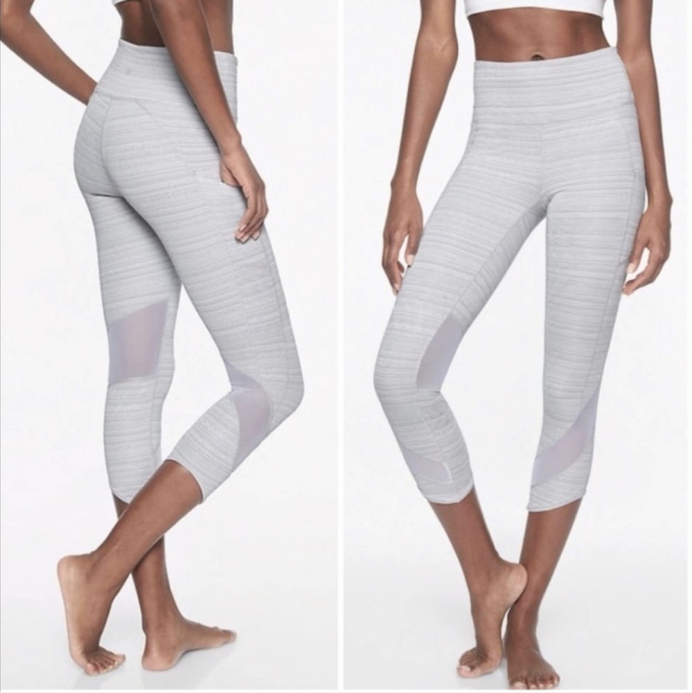 Athleta High Jacquard Mesh Chat to Town crop